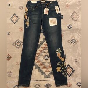 JESSICA SIMPSON Sunset Kiss Me Super Skinny Floral Jeans